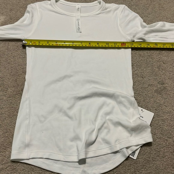 Lululemon Shirt - Picture 6 of 12
